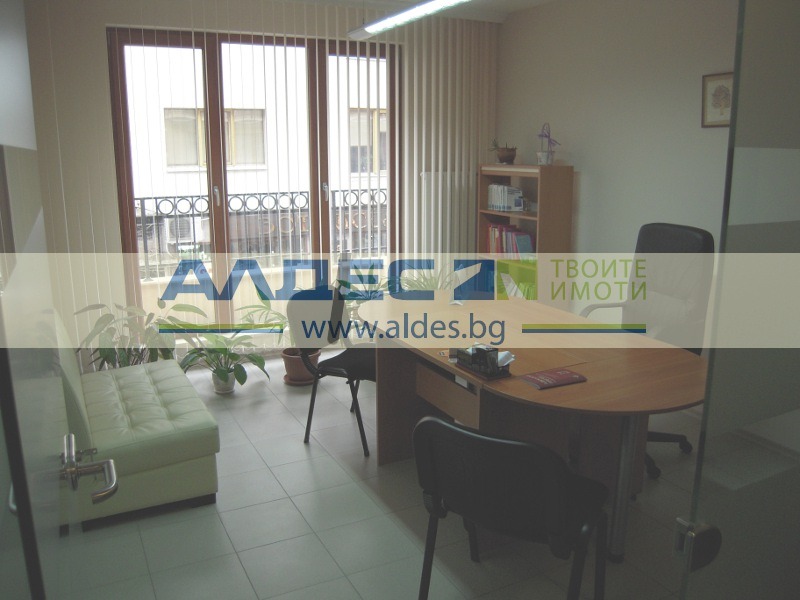 Do wynajęcia  Biuro Sofia , Centar , 105 mkw | 56054697