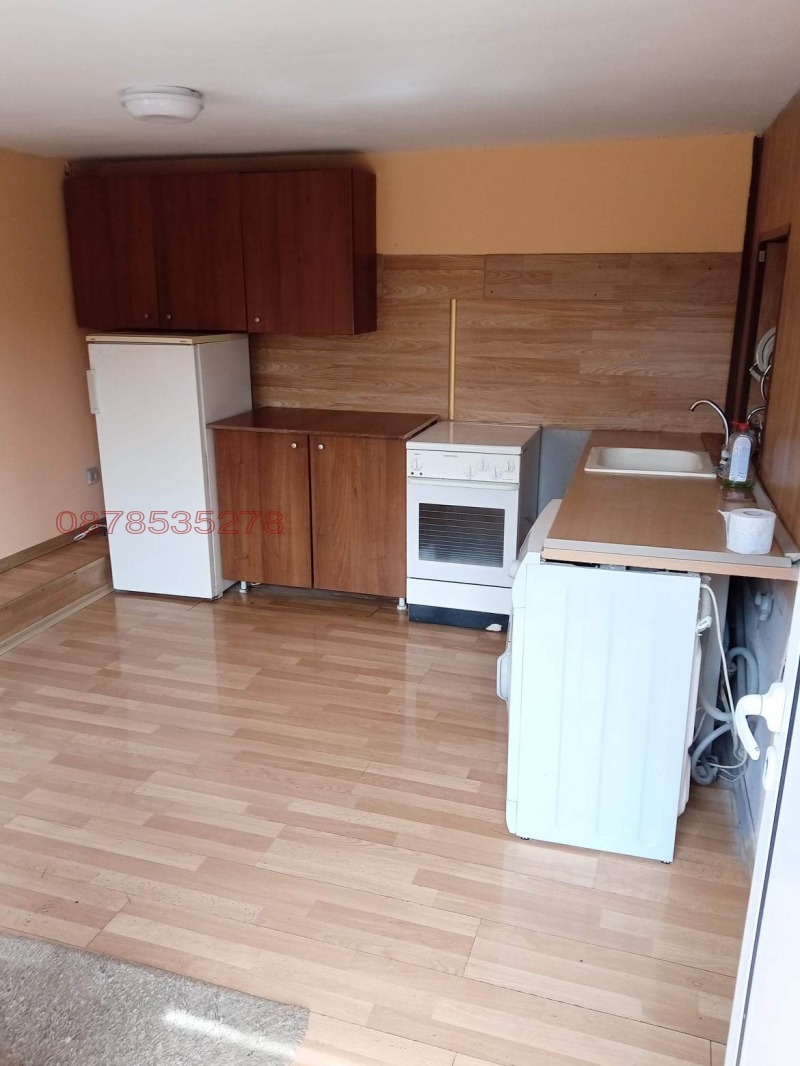 Дава под наем КЪЩА, гр. Елин Пелин, област София област, снимка 11 - Къщи - 52781803