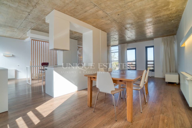 Дава под нем  Къща, град София, м-т Гърдова глава • 2 200 EUR • ID 95337232 — holmes.bg - [1] 