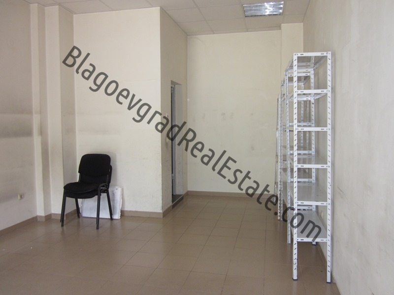 Издаје се  Схоп Благоевград , Широк центар , 29 м2 | 25618407 - слика [5]