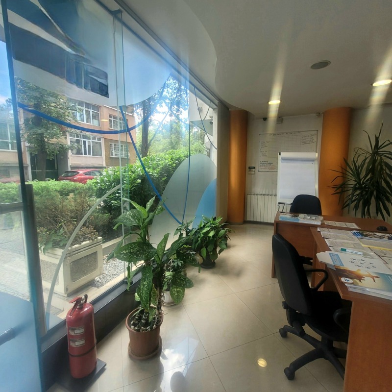 En renta  Comercio Sofia , Iztok , 137 metros cuadrados | 31578368 - imagen [2]