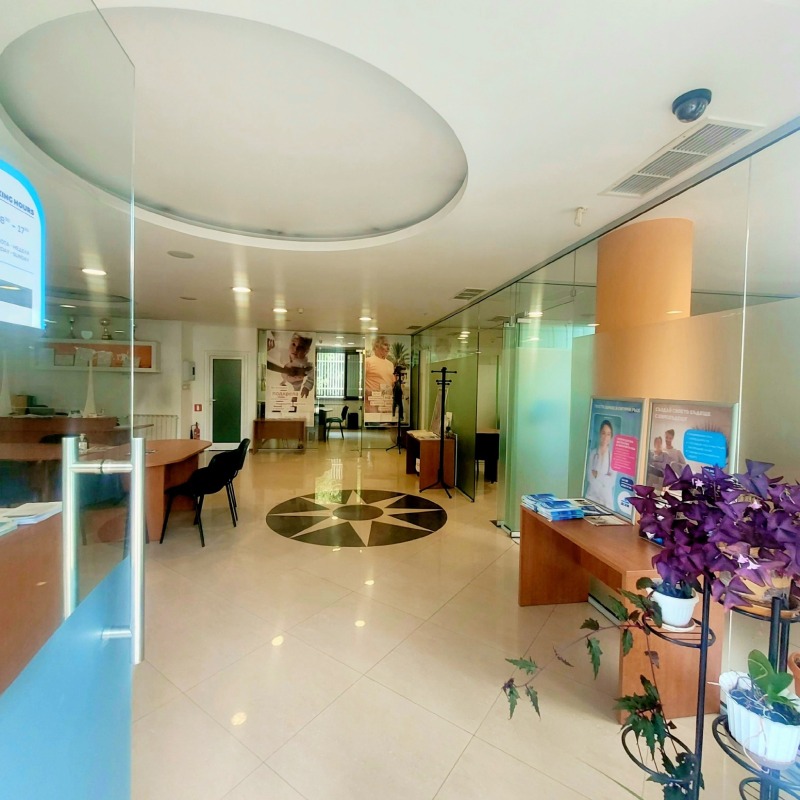 En renta  Comercio Sofia , Iztok , 137 metros cuadrados | 31578368