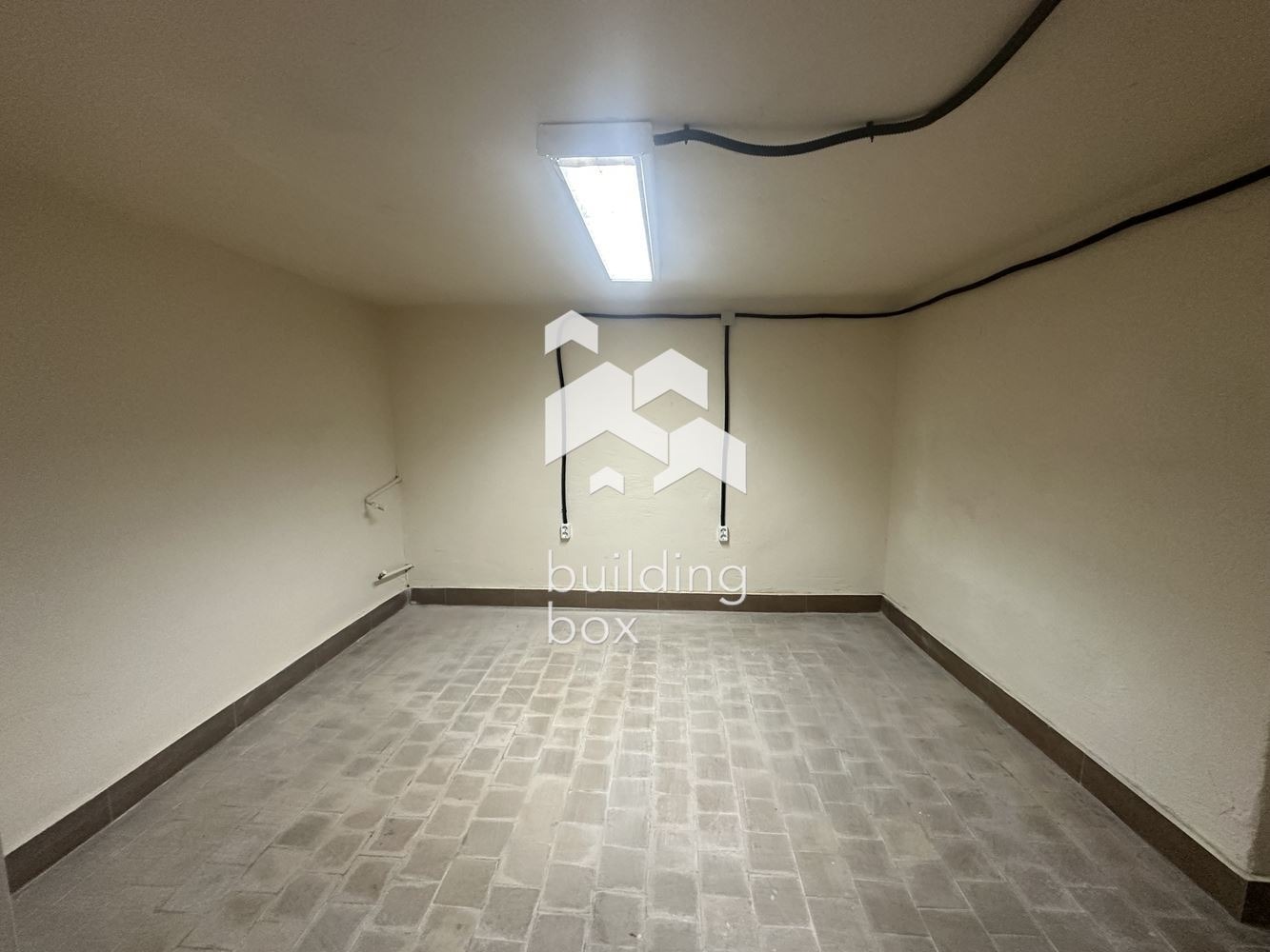 Дава под наем МАГАЗИН, гр. София, Център, снимка 3 - Магазини - 56007760