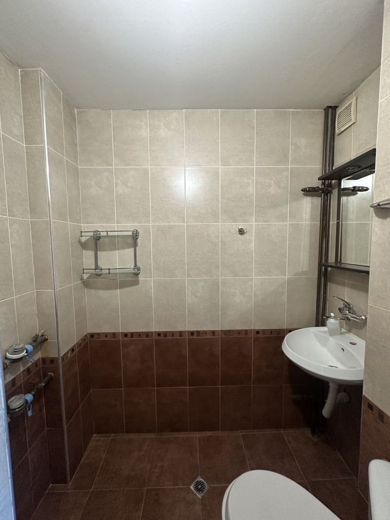 K pronájmu  1 ložnice Sofia , Iztok , 60 m2 | 11423453 - obraz [8]