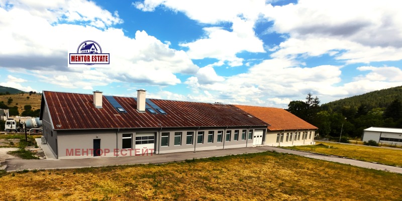 Do wynajęcia  Budynek przemysłowy region Pernika , Breznik , 1000 mkw | 59701722 - obraz [2]