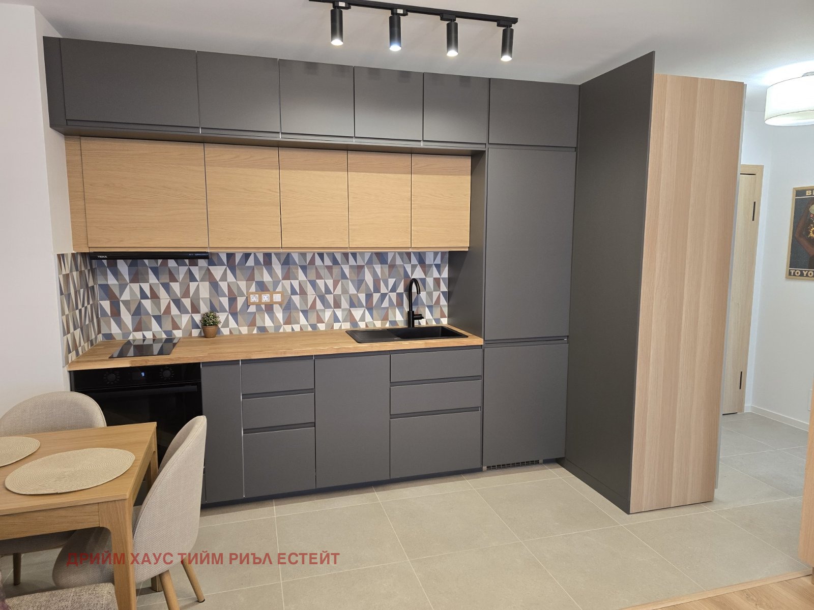 Дава под наем 2-СТАЕН, гр. София, Бъкстон, снимка 2 - Апартаменти - 52273877