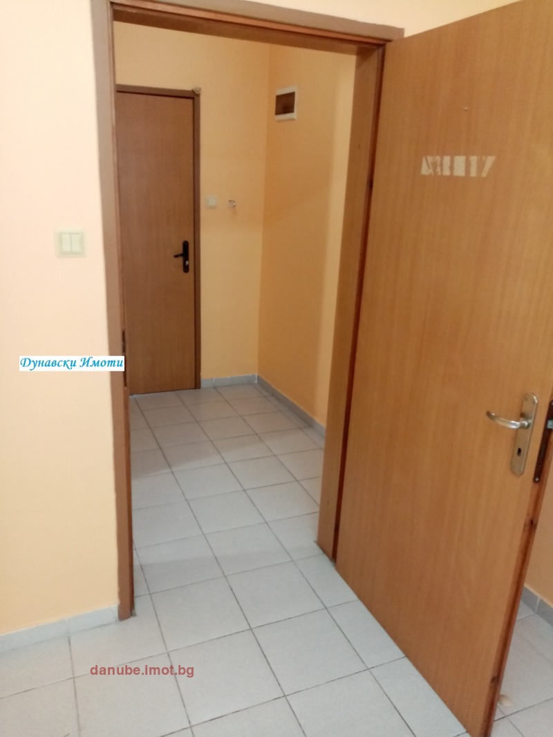 Προς ενοικίαση  Γραφείο Ρυσε , ΤΣενταρ , 28 τ.μ | 38653851 - εικόνα [6]