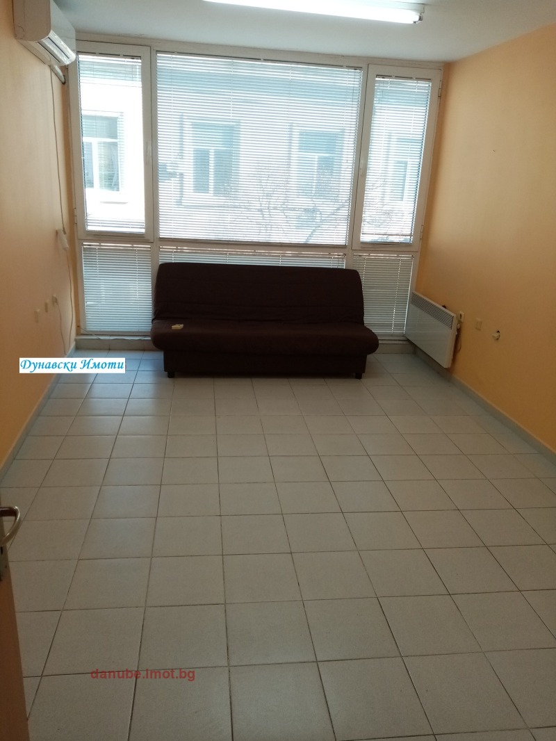 Προς ενοικίαση  Γραφείο Ρυσε , ΤΣενταρ , 28 τ.μ | 38653851