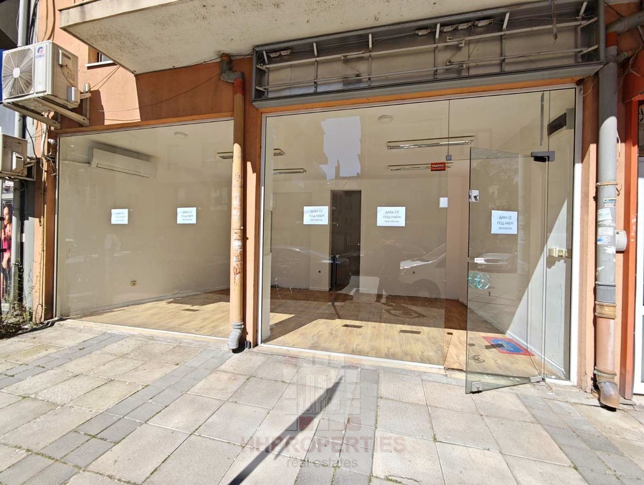 Дава под наем ОФИС, гр. Пловдив, Център, снимка 2 - Офиси - 54129552