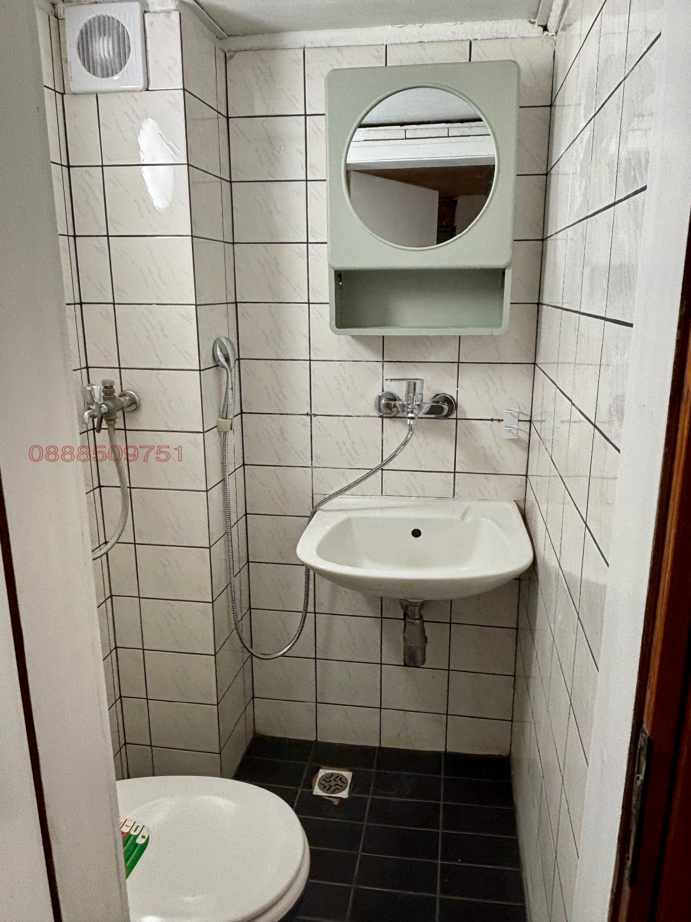 Дава под наем АТЕЛИЕ, ТАВАН, гр. София, Яворов, снимка 3 - Апартаменти - 53727849