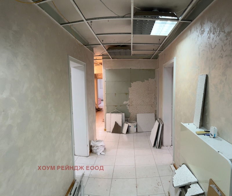 Дава под Наем ОФИС в град София, Младост 1 - 130 кв.м / 1 200 € » 2 347.00 лв., ХОУМ РЕЙНДЖ ЕООД