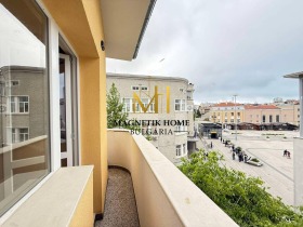 2 sypialnie Centar, Burgas 10