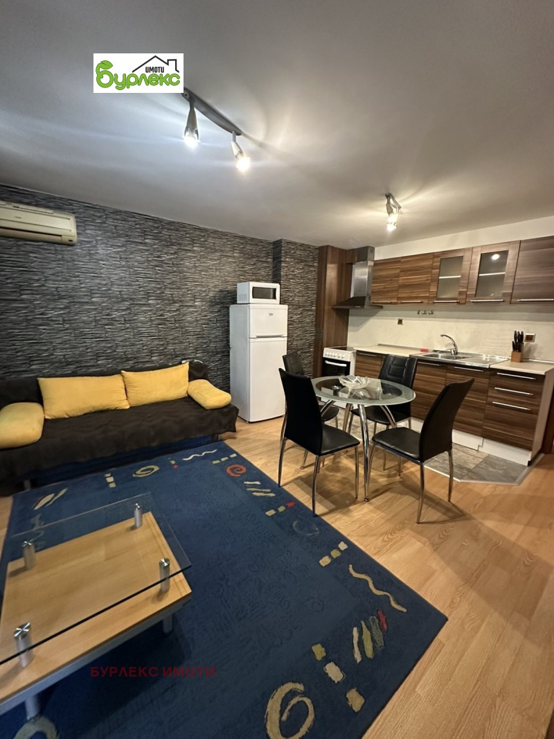 Te huur  1 slaapkamer Varna , VINS-Tsjerven ploshtad , 65 m² | 28062066