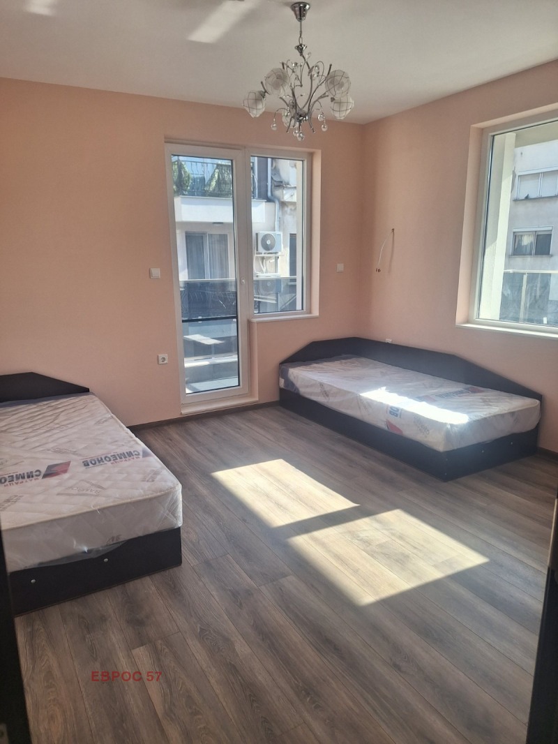 K pronájmu  2 ložnice Plovdiv , Kjučuk Pariž , 108 m2 | 92144562 - obraz [8]