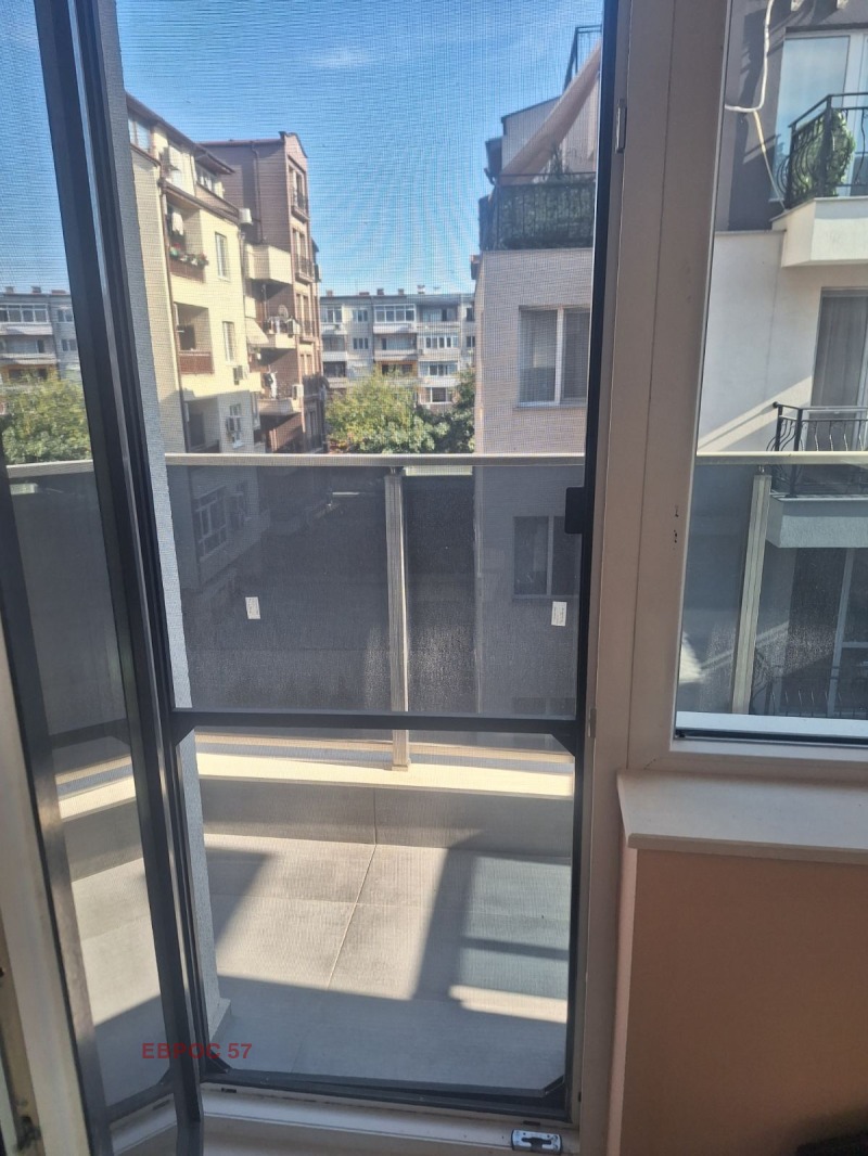 Te huur  2 slaapkamers Plovdiv , Kjutsjuk Parizj , 108 m² | 92144562 - afbeelding [10]