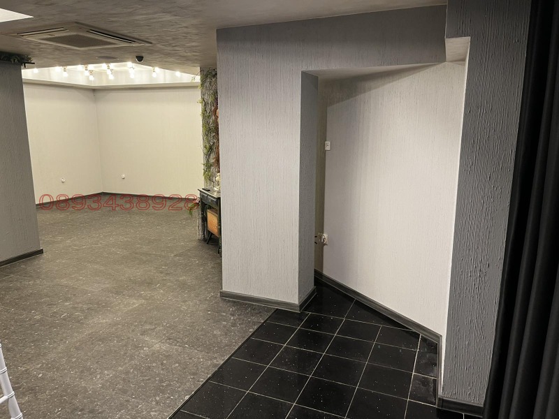 A louer  Bureau Sofia , Lozenets , 121 m² | 50639797 - image [10]