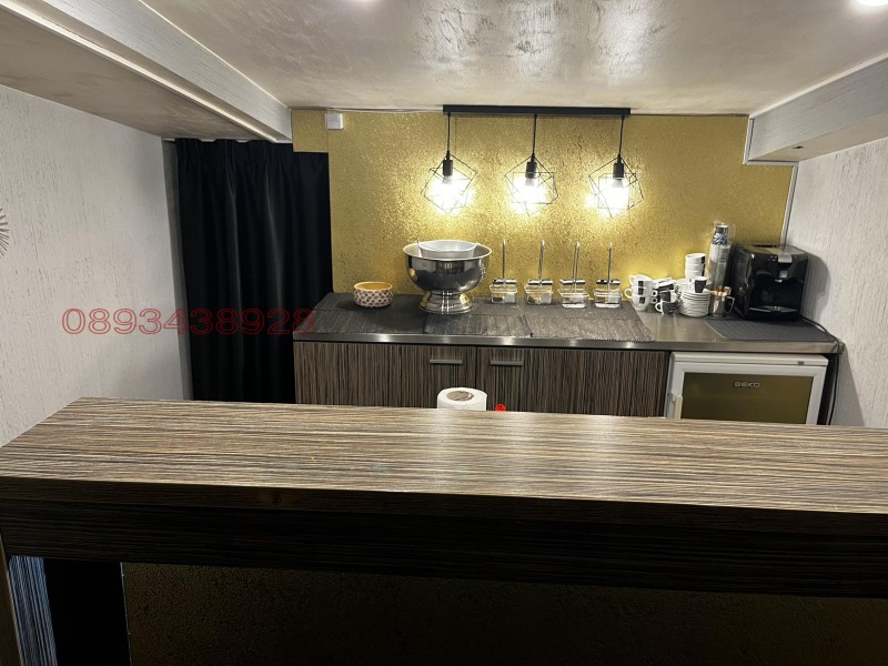 A louer  Bureau Sofia , Lozenets , 121 m² | 50639797
