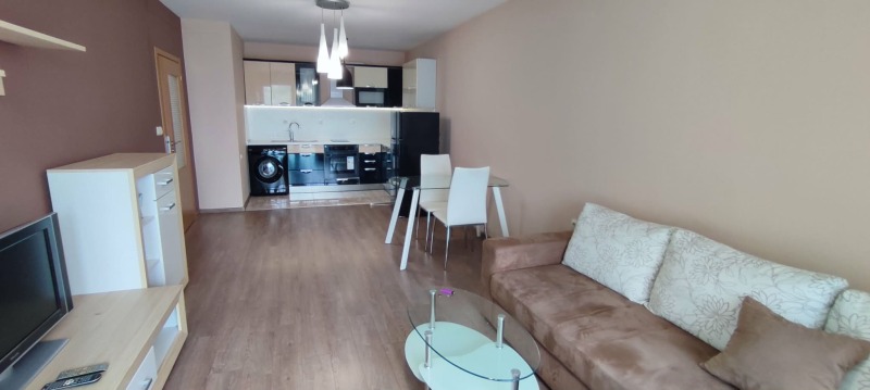 Дава под Наем 2-СТАЕН в град Велико Търново, Център - 65 кв.м / 360 € » 704.10 лв., СЕЛЕКТ БГ