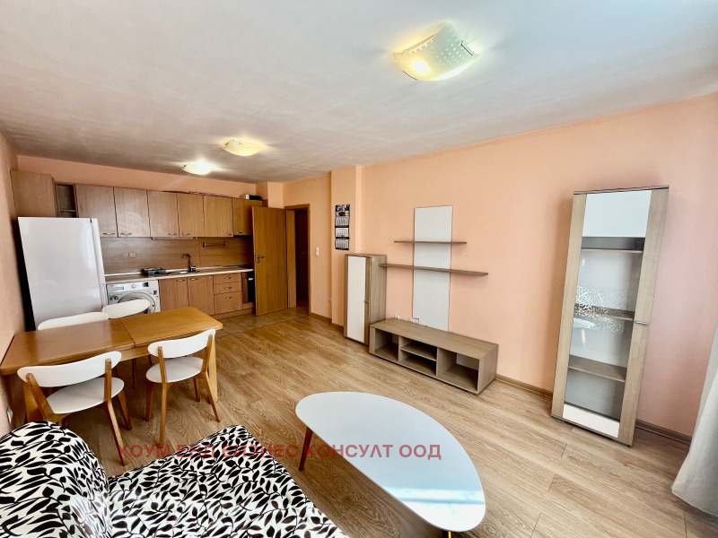 A louer  1 chambre Sofia , Mladost 1 , 62 m² | 26296746