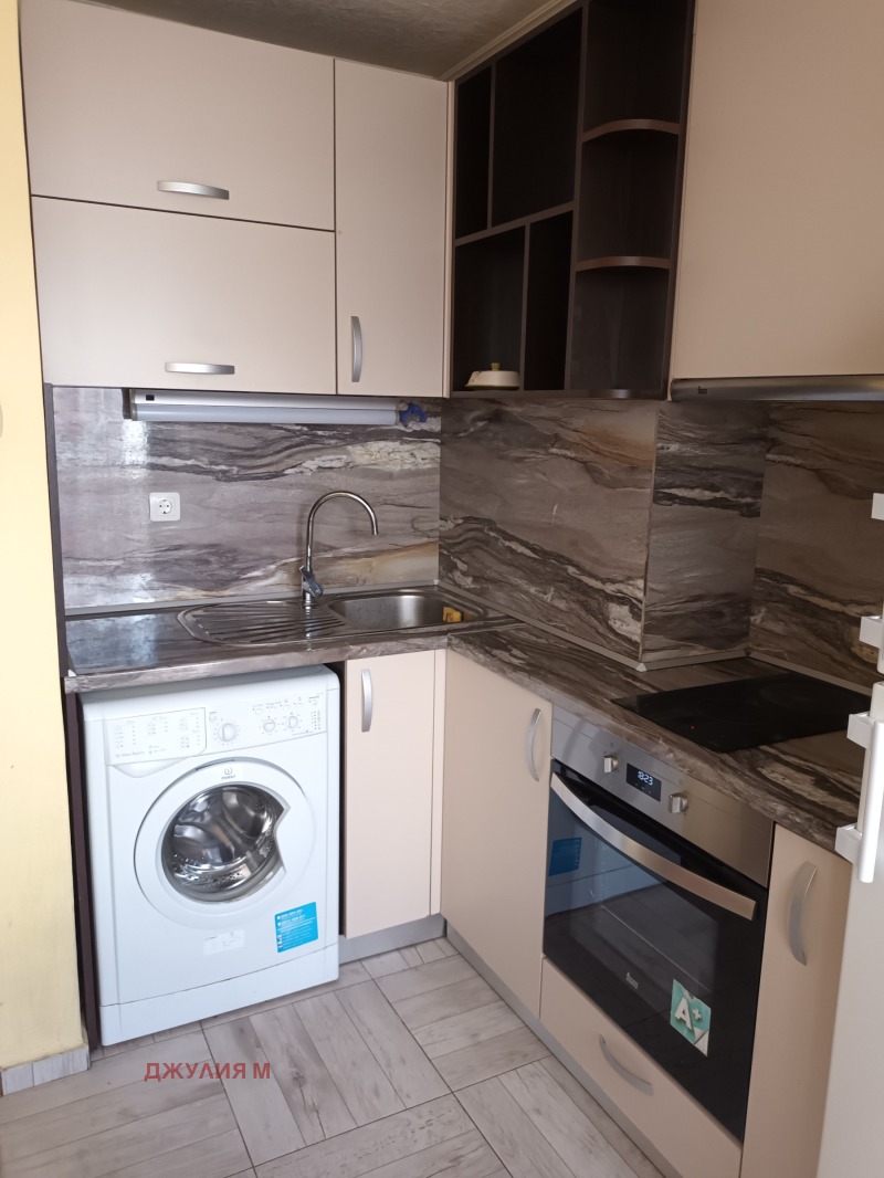 Te huur  1 slaapkamer Sofia , Mladost 1 , 63 m² | 91060455