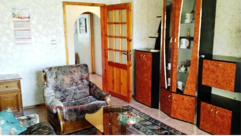 В аренду  2 спальни Русе , Родина 1 , 78 кв.м | 76360144 - изображение [2]