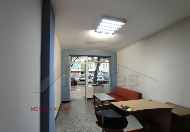 Дава под наем МАГАЗИН, гр. Стара Загора, Център, снимка 2 - Магазини - 52375838