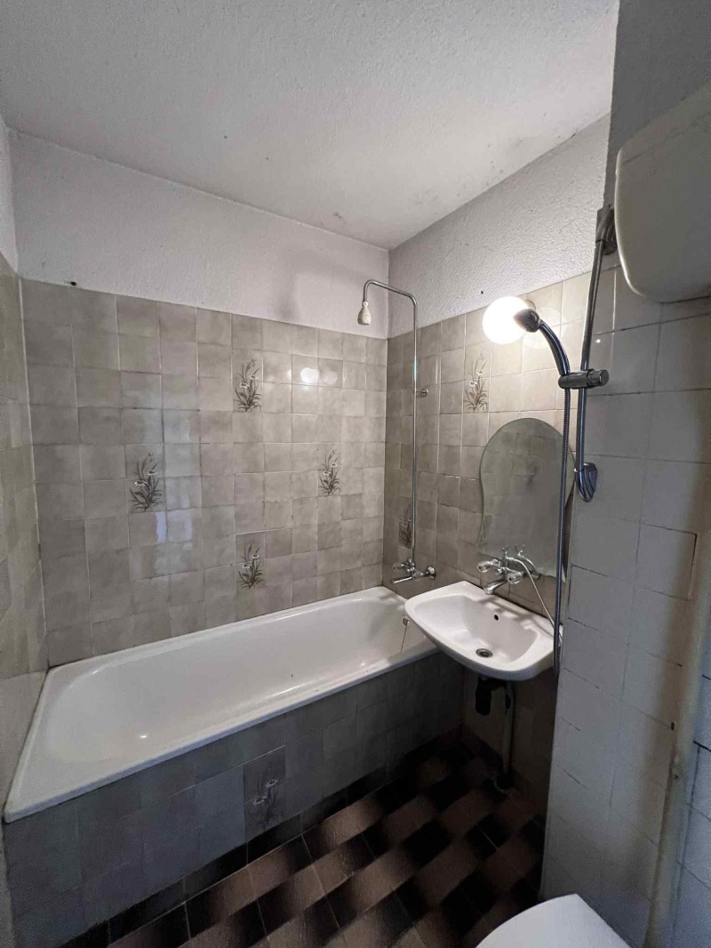 K pronájmu  1 ložnice Sofia , Fondovi žilišta , 68 m2 | 47753410 - obraz [5]