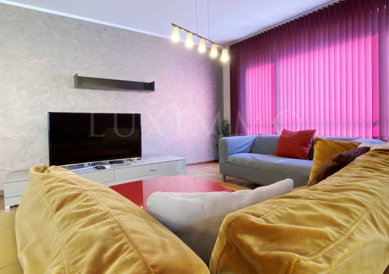 Vuokrattavana  3 makuuhuonetta Plovdiv , Karšijaka , 200 neliömetriä | 45371717 - kuva [2]