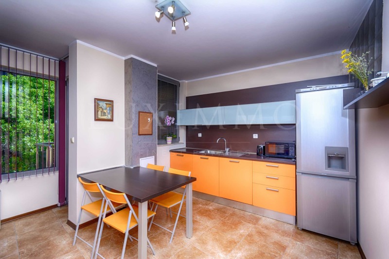 Da affittare  3 camere da letto Plovdiv , Karshiiaka , 200 mq | 45371717 - Immagine [6]