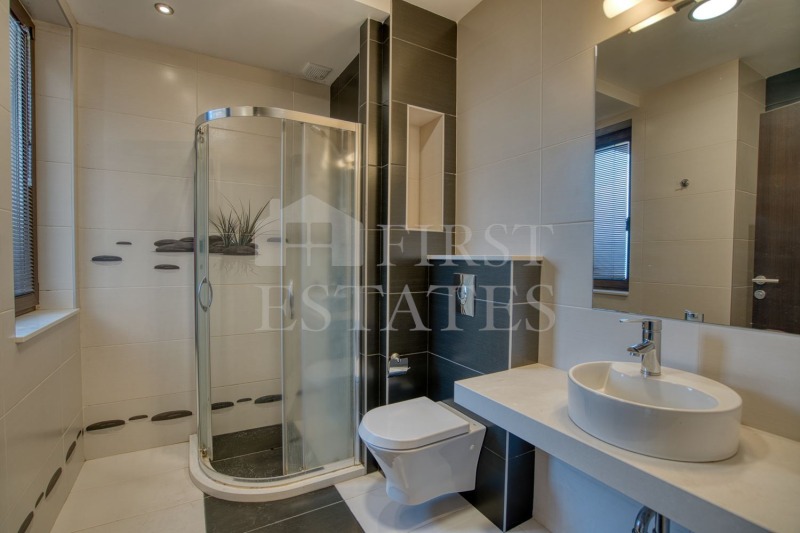 Do wynajęcia  Dom Sofia , Bistrica , 407 mkw | 51278881 - obraz [8]