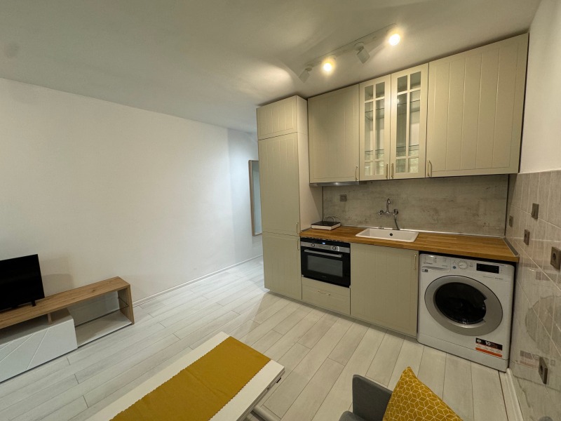 Te huur  Studio Sofia , Ljulin 7 , 34 m² | 43318078 - afbeelding [6]