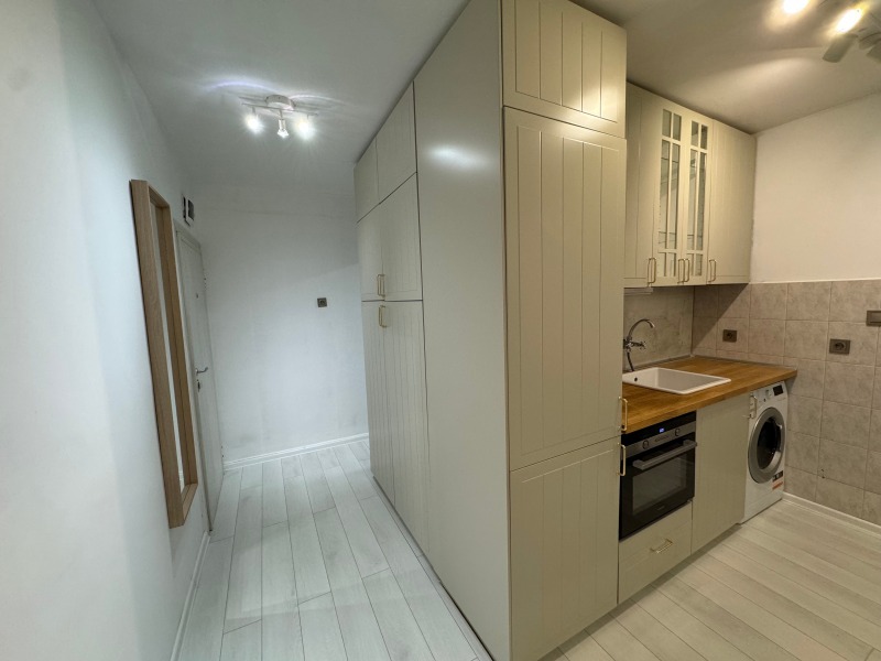 Te huur  Studio Sofia , Ljulin 7 , 34 m² | 43318078 - afbeelding [7]