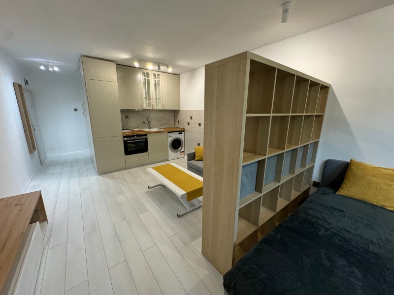 Te huur  Studio Sofia , Ljulin 7 , 34 m² | 43318078 - afbeelding [5]