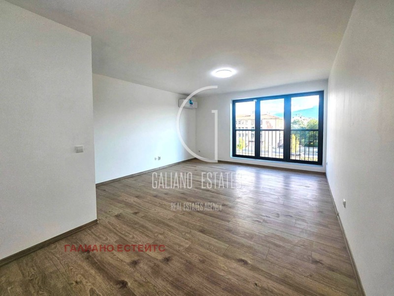 Под наем ОФИС, град София, Център • 900 лв. • 81364239 — Holmes.bg