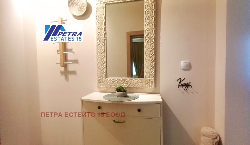 De inchiriat  1 dormitor Sofia , Țentâr , 81 mp | 50275103 - imagine [14]