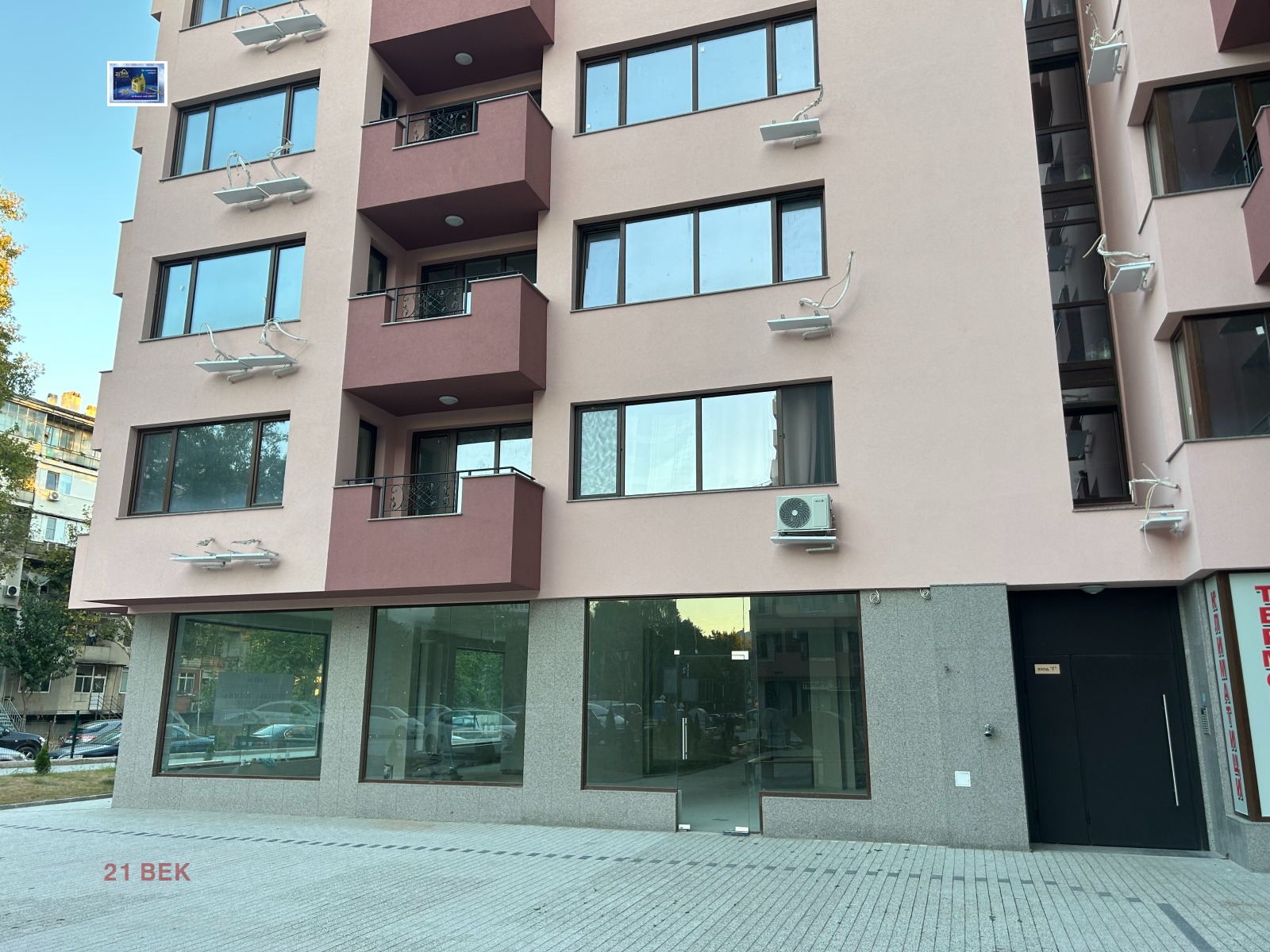 Дава под наем МАГАЗИН, гр. Пловдив, Въстанически, снимка 3 - Магазини - 53898973