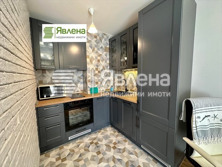Издаје се  1 спаваћа соба Софија , Лозенец , 54 м2 | 49175641