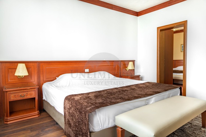 De inchiriat  3+ dormitor Sofia , Vitoșa , 214 mp | 30190578 - imagine [9]