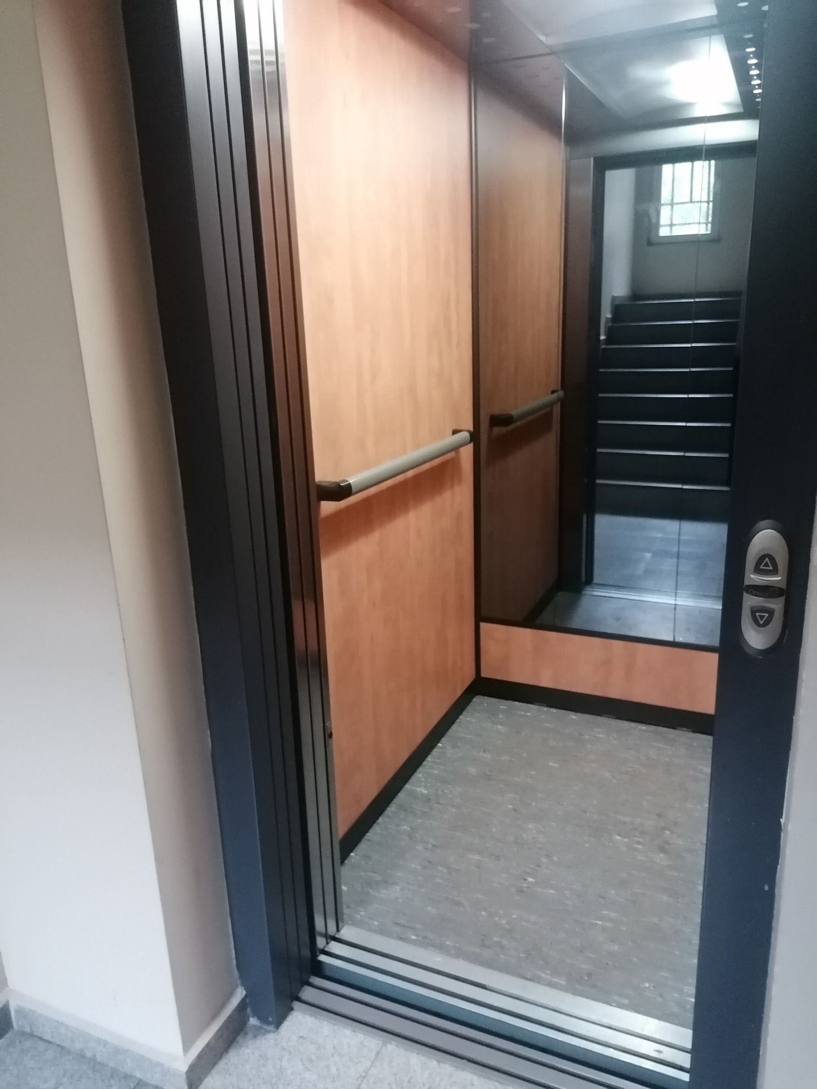 ���� ��� ���� 1-����� | Imot.bg � ����������� 9