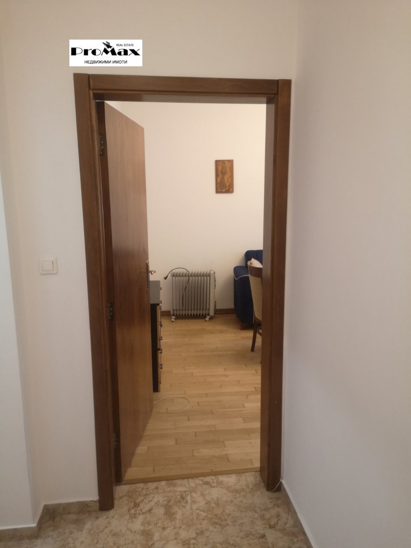 Do wynajęcia  1 sypialnia Sofia , Centar , 70 mkw | 23082137 - obraz [2]