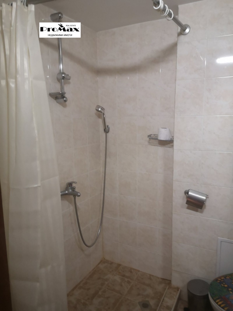 Do wynajęcia  1 sypialnia Sofia , Centar , 70 mkw | 23082137 - obraz [8]
