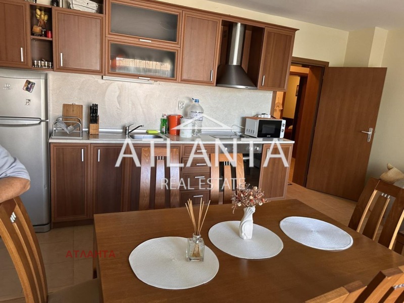 Дава под Наем 3-СТАЕН в град Варна, к.к. Златни пясъци - 105 кв.м / 850 € » 1 662.46 лв., АТЛАНТА
