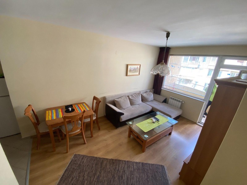 Do wynajęcia  1 sypialnia Sofia , Borowo , 57 mkw | 40730575