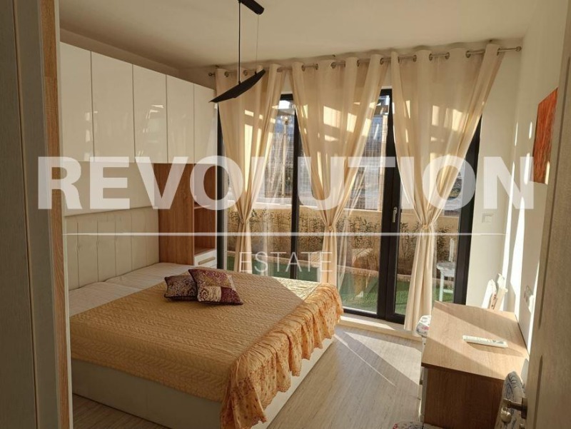 De inchiriat  1 dormitor Varna , Vinița , 74 mp | 96262162 - imagine [4]