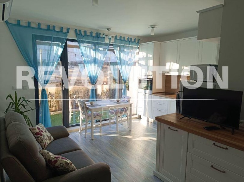 De inchiriat  1 dormitor Varna , Vinița , 74 mp | 96262162