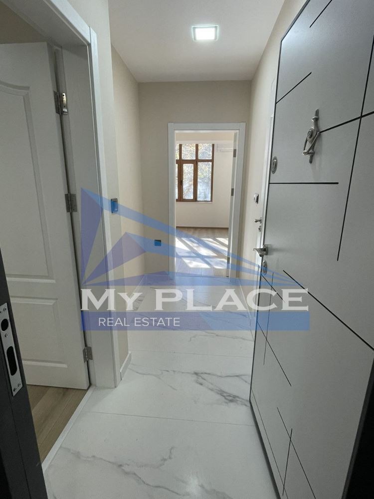 Дава под наем ОФИС, гр. Шумен, Център, снимка 12 - Офиси - 52371100