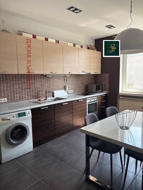 Под наем 3-СТАЕН, град София, Център • 850 € • 41688082 — Holmes.bg
