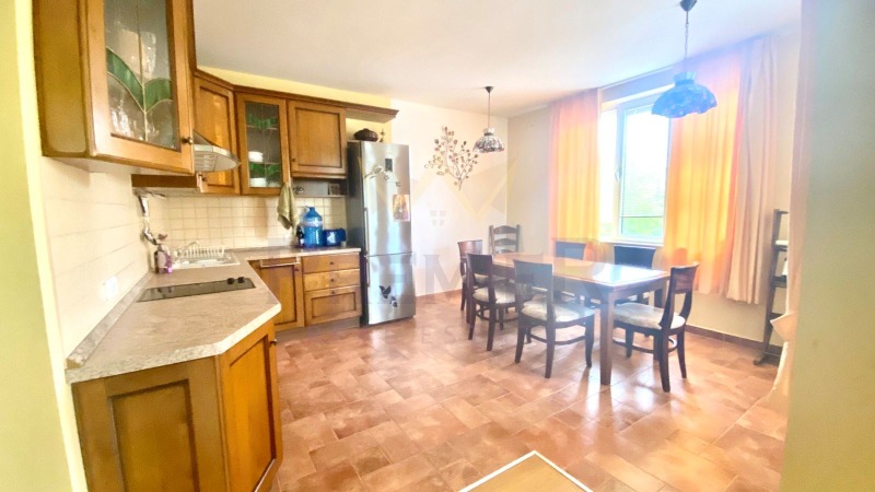 Дава под наем  4-стаен град Варна , Бриз , 137 кв.м | 63755847 - изображение [3]