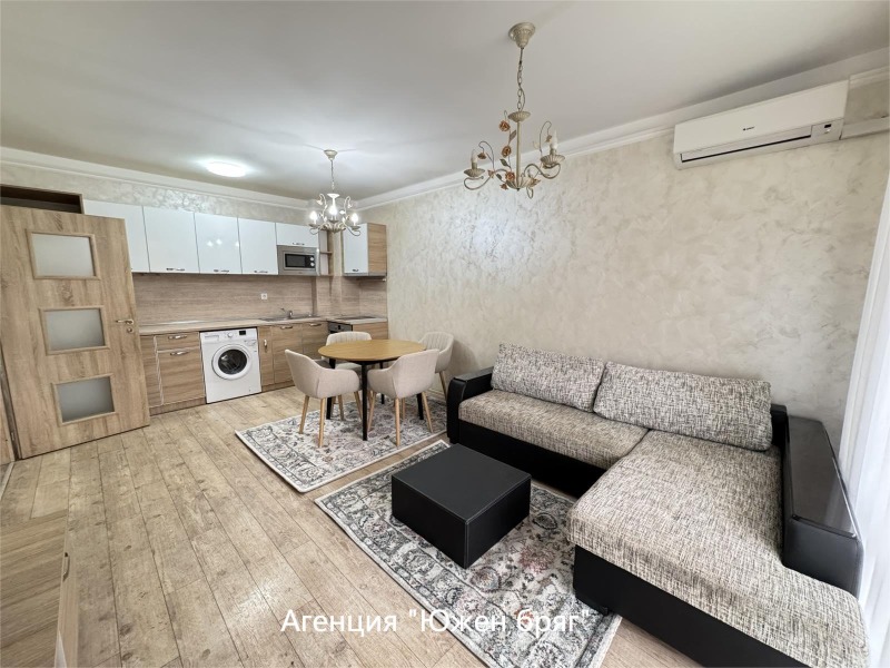 Дава под Наем 2-СТАЕН в град Шумен, Пазара - 65 кв.м / 435 € » 850.79 лв., ЮЖЕН БРЯГ 6 ЕООД