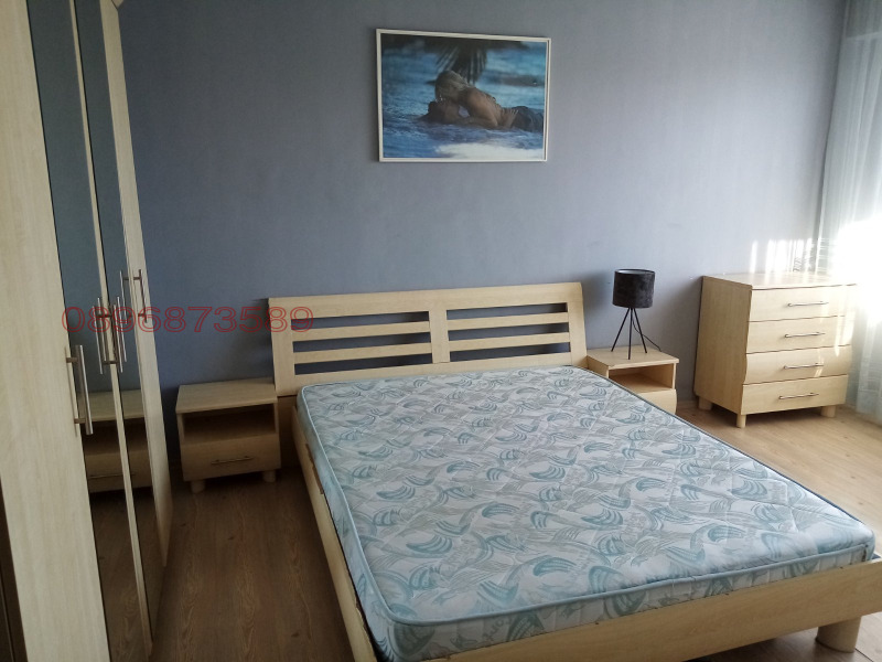 Дава под наем 3-СТАЕН, гр. Пазарджик, Ставропол, снимка 2 - Апартаменти - 53240931